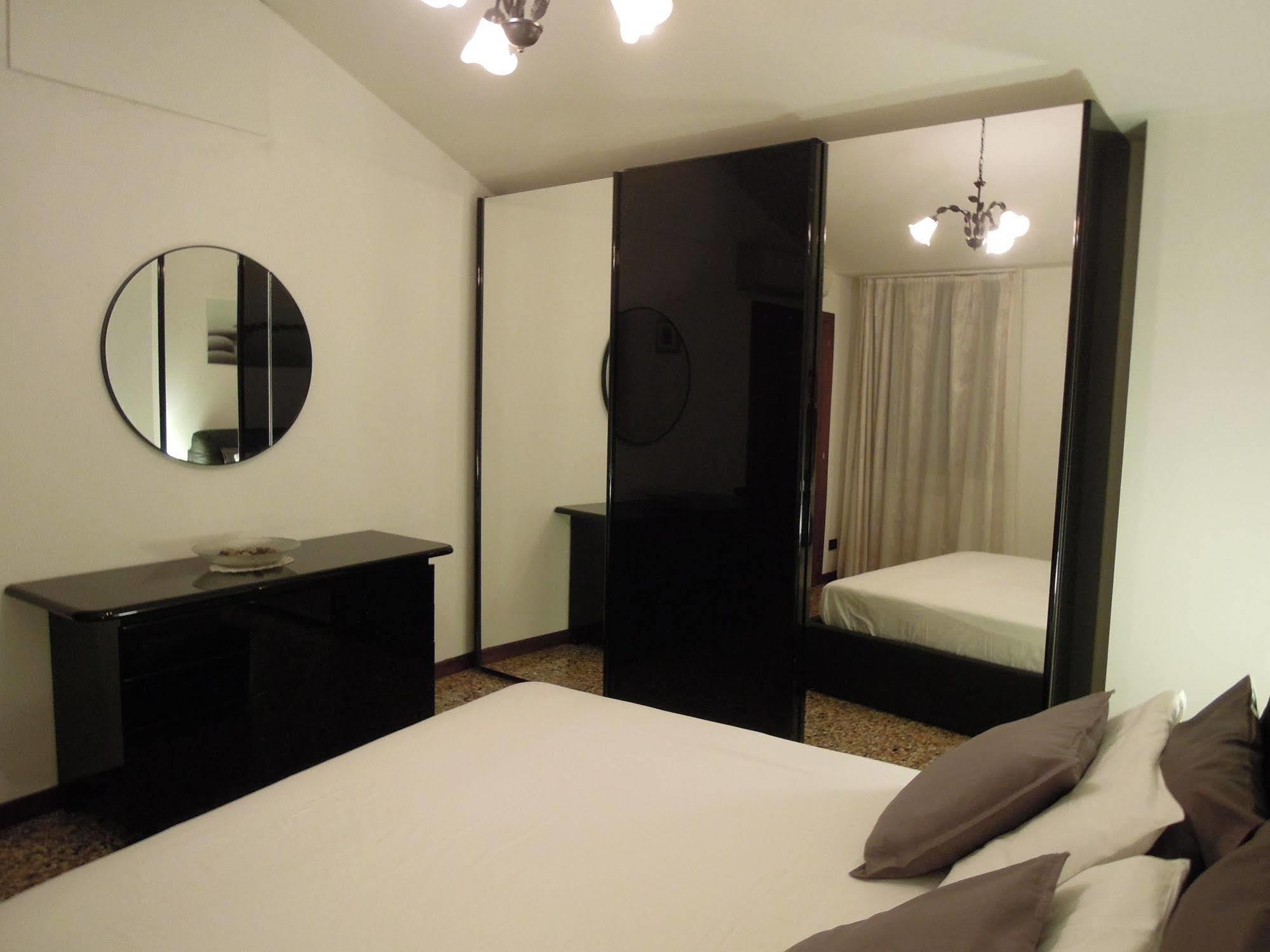 Ca' Delfina Holiday Home Venice Ngoại thất bức ảnh